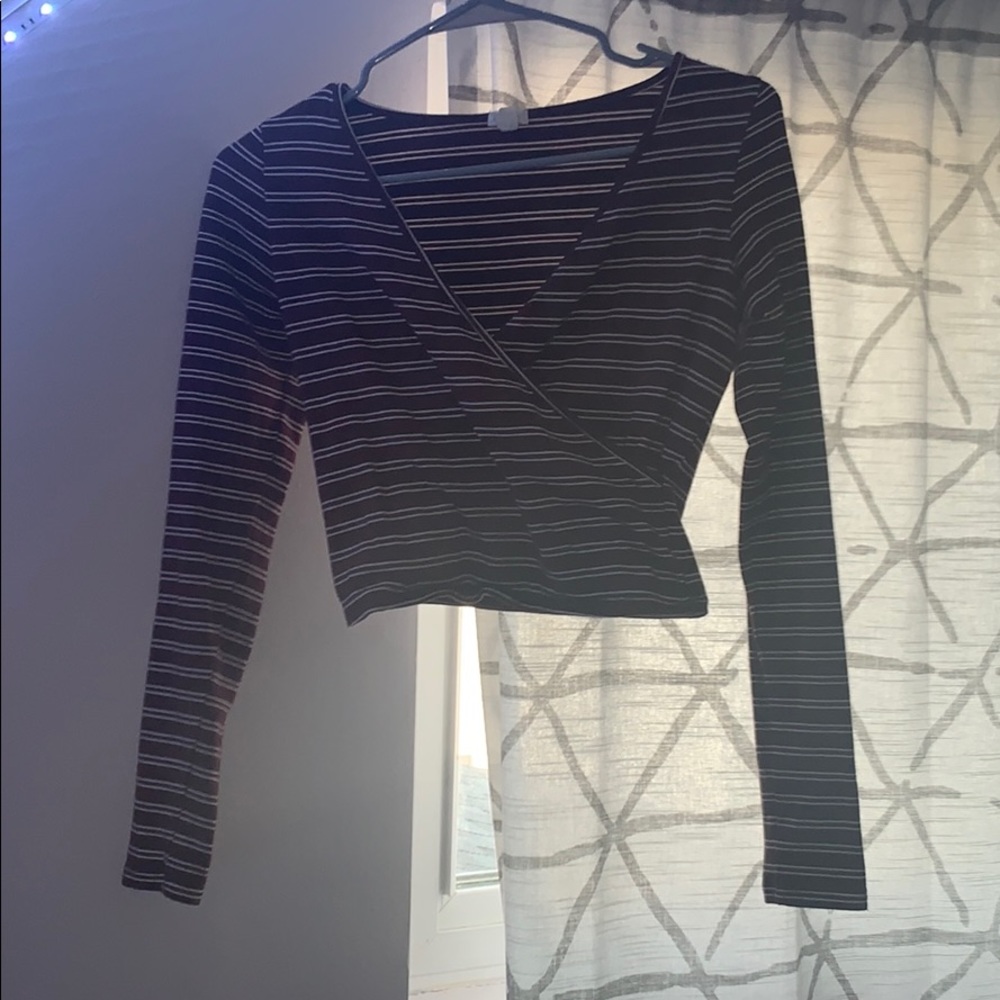 Garage Long sleeve crop top